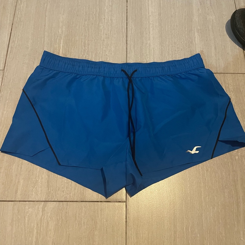 Hollister active wear shorts never used